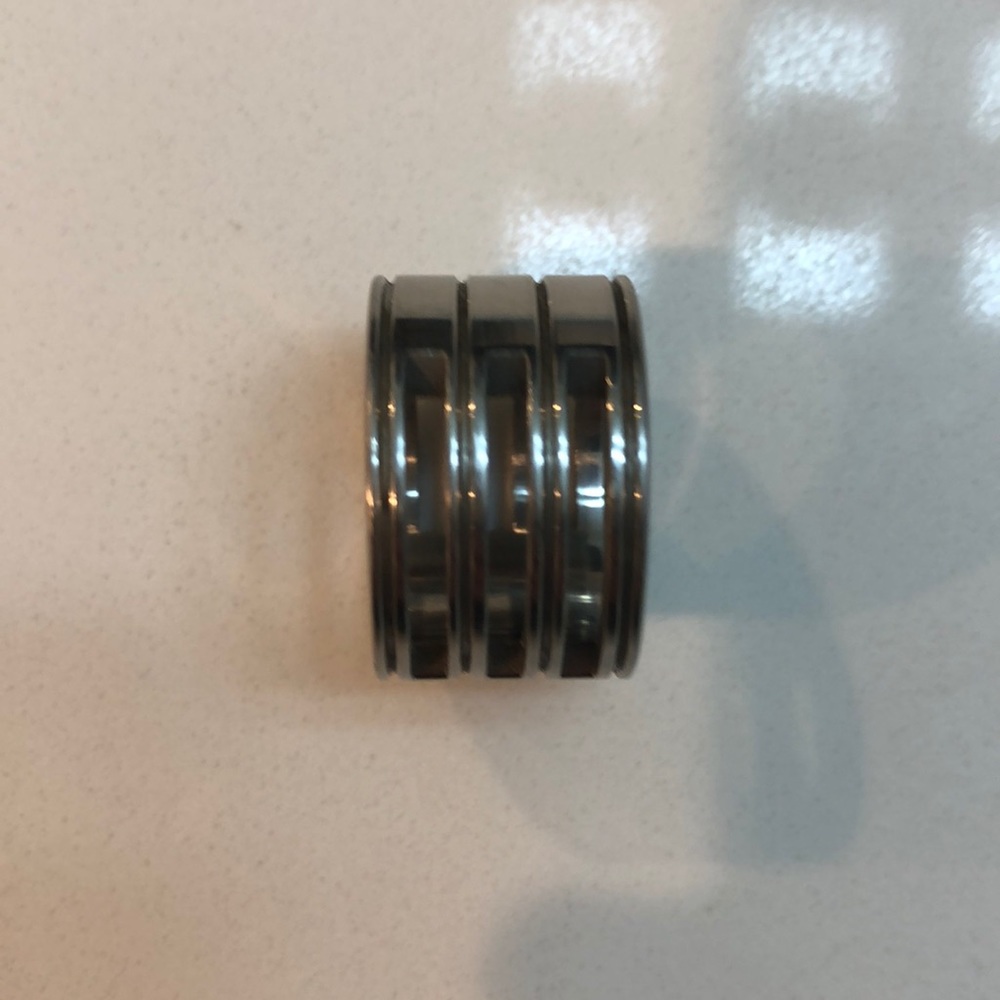Ring - Picture 8 of 8